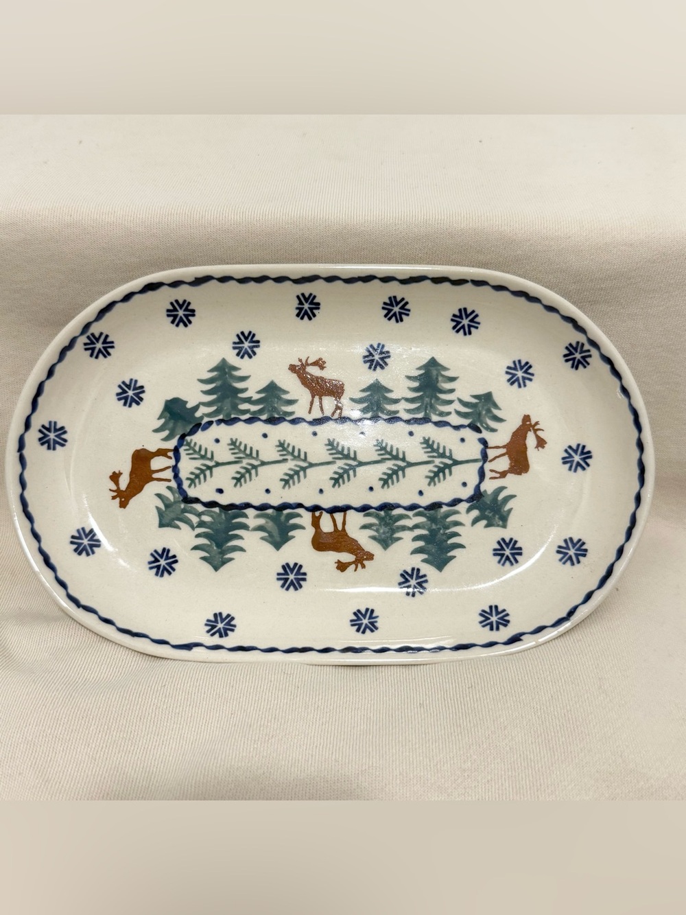 Polish Pottery Winter Deer Platter 9"x6"x1" Hand Made Made in Poland